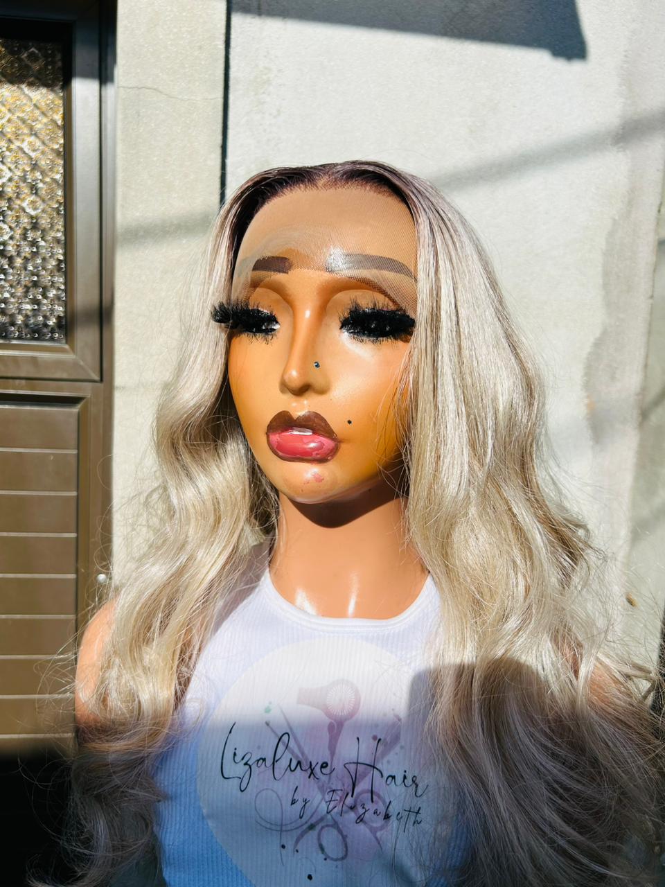 Dark roots silver white highlight