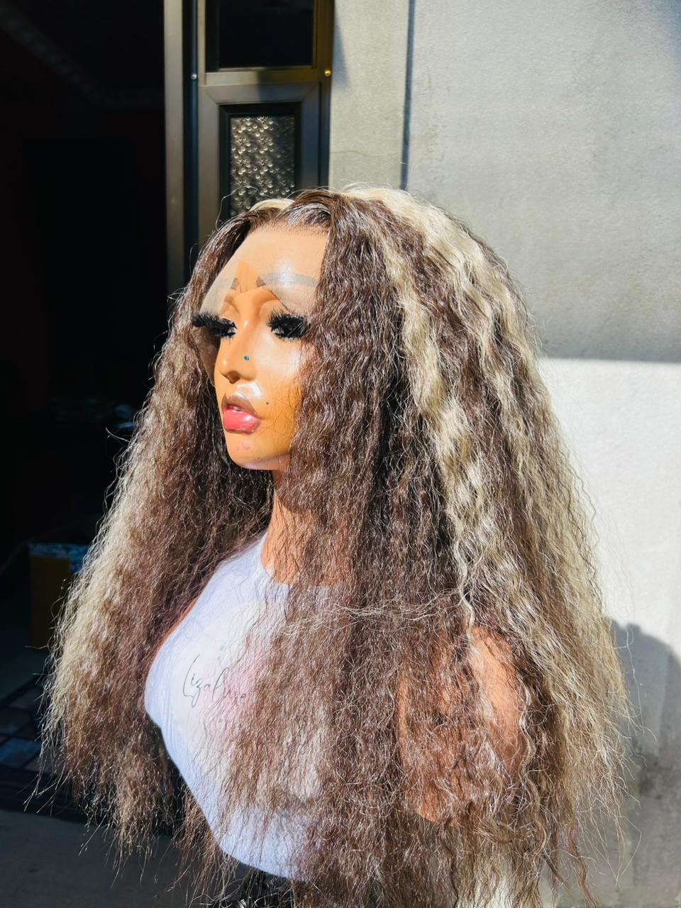 Highlight natural kinky